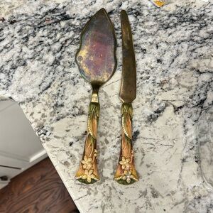 Bombay Vintage multicolor floral cake serving set with stones